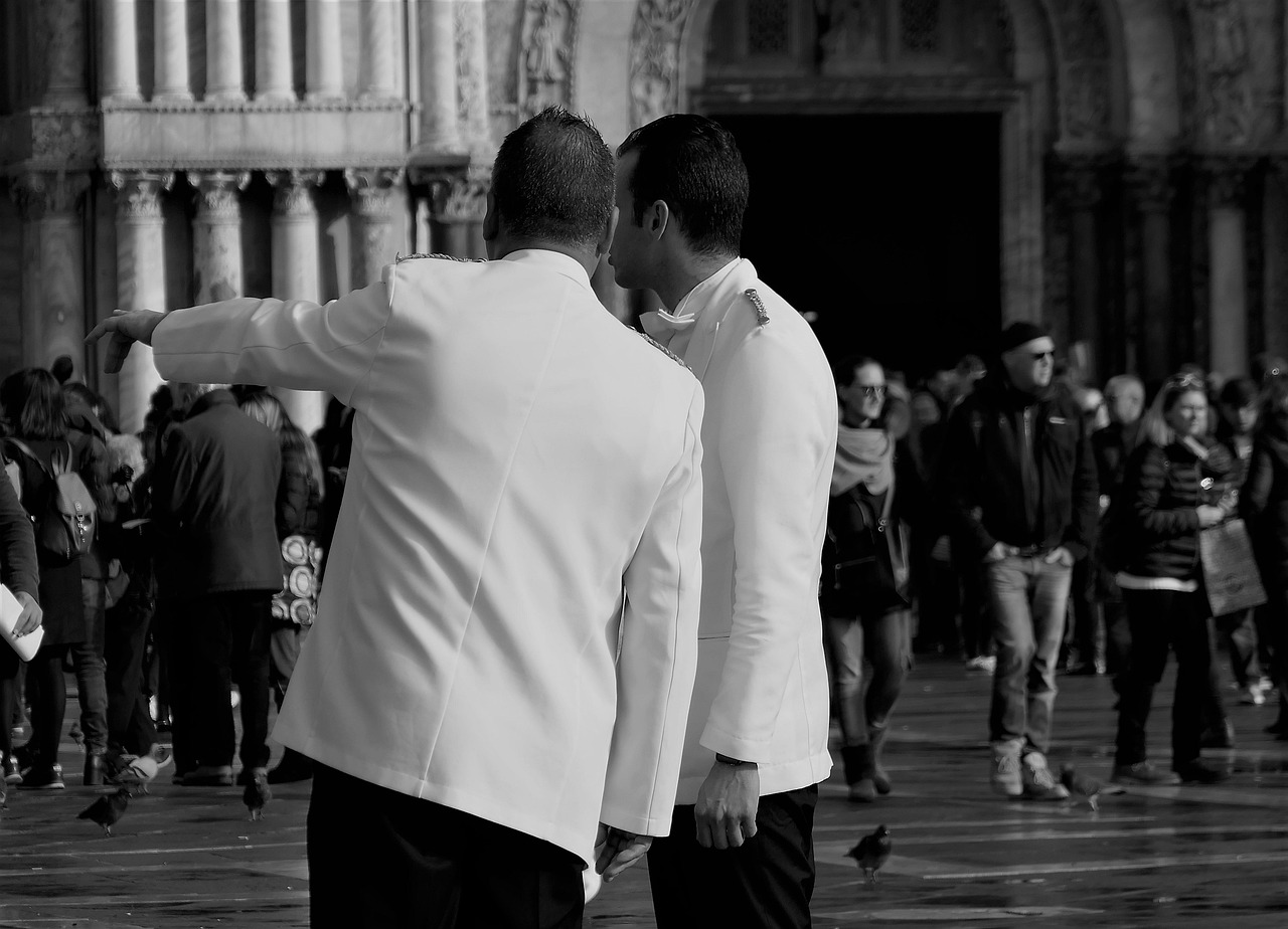 VX小号买卖：齐点app详情下载教程