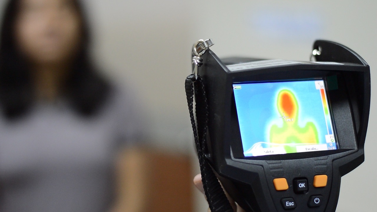 港免税白金万宝路:对策略评估平台代理成本优化