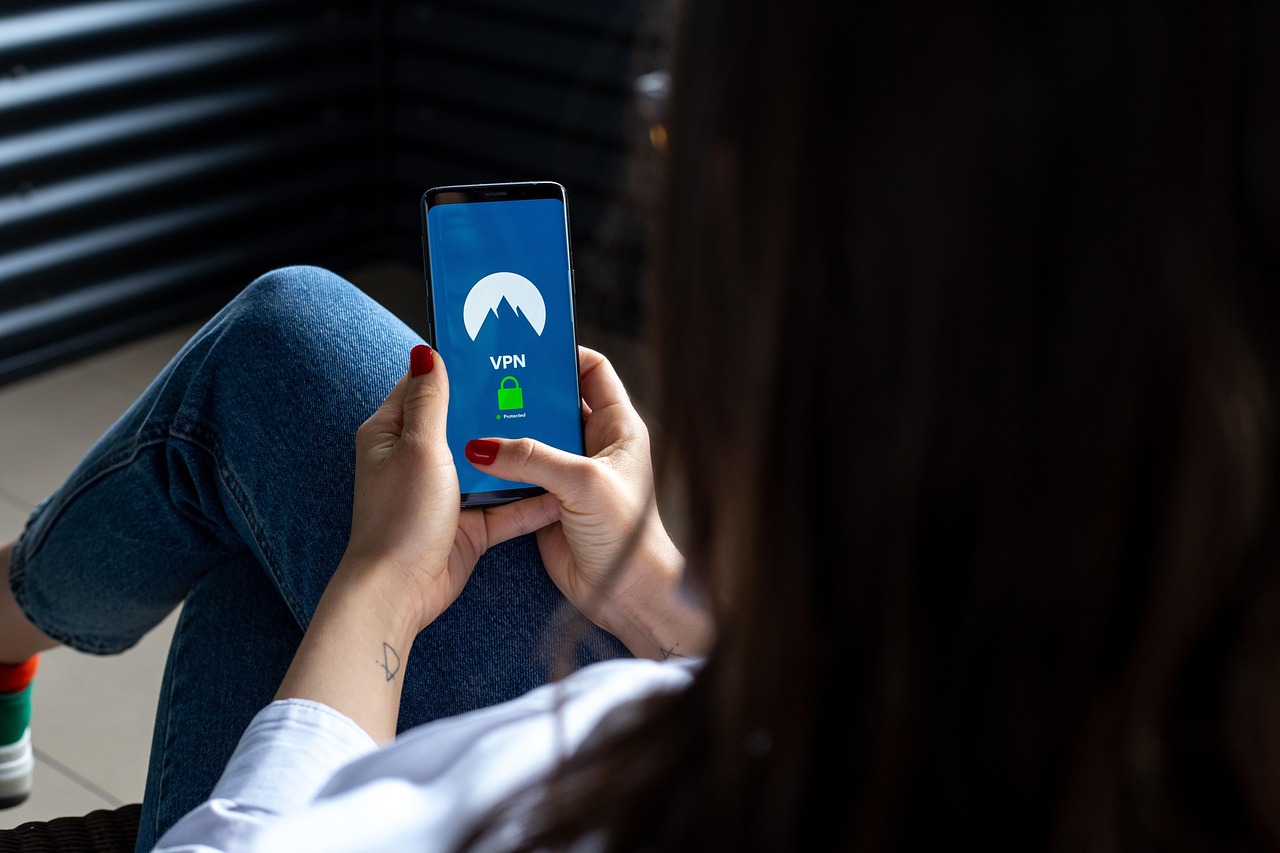 抖音实名账号：财联社app安卓详情下载教程